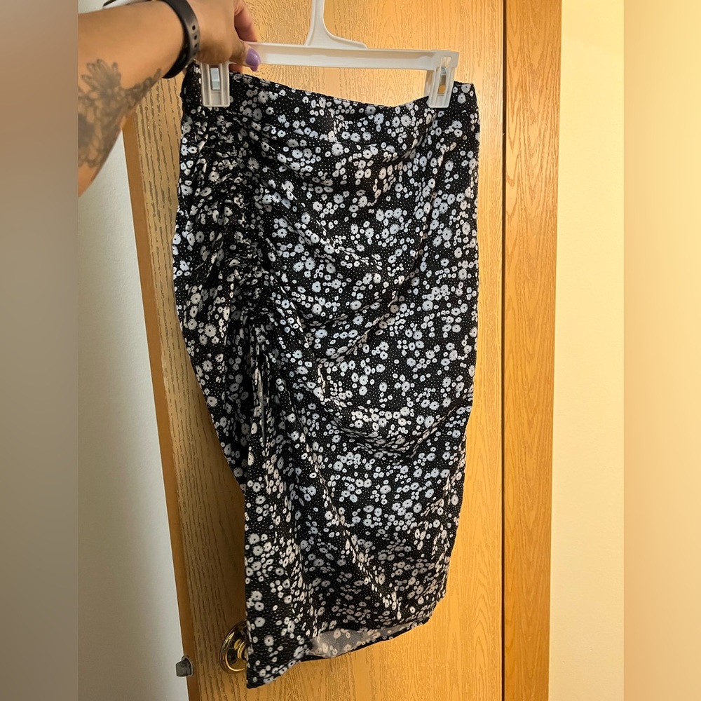 Midi skirt